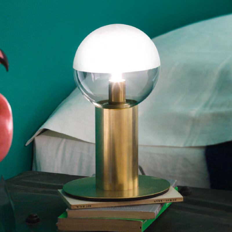Molecola Table Lamp Natural Brass